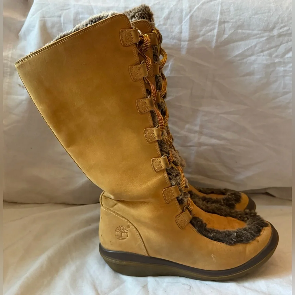 Timberland Women's Mid Calf Lace Up Boots 84387 Leather Faux Fur Sz 7M